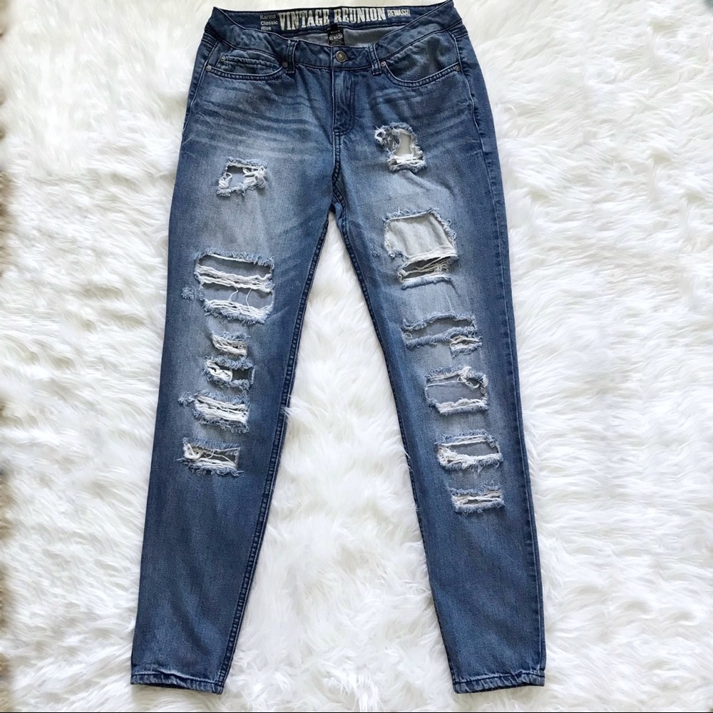 Rue 21 skinny jeans distressed size 11.